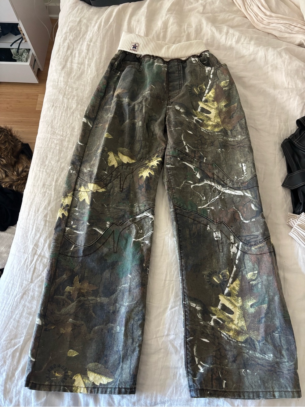 Revice Denim Low Rise Camo Jeans 
VICE JEAN / OAKLAND - Picture 2 of 5